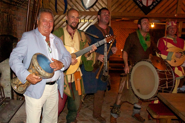 2012-03-ausflug-burg-satzvey